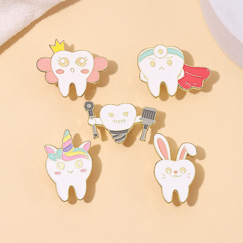 Tooth Oral Health Enamel Pins  - Embroidery Unicorn recensione e prezzo