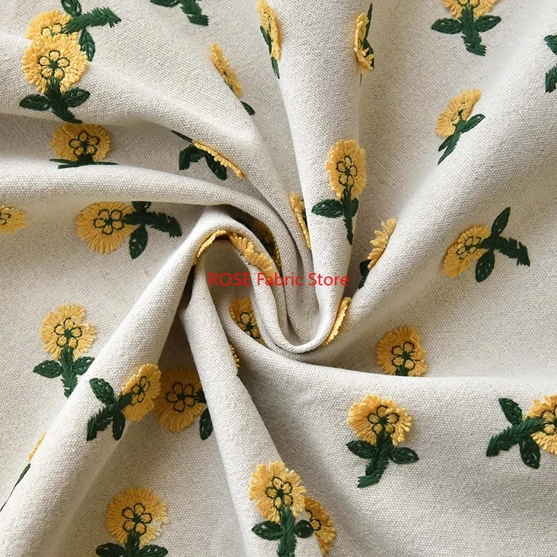 Ins-inspired 3D Small Yellow F - Embroidery Yellow recensione e prezzo
