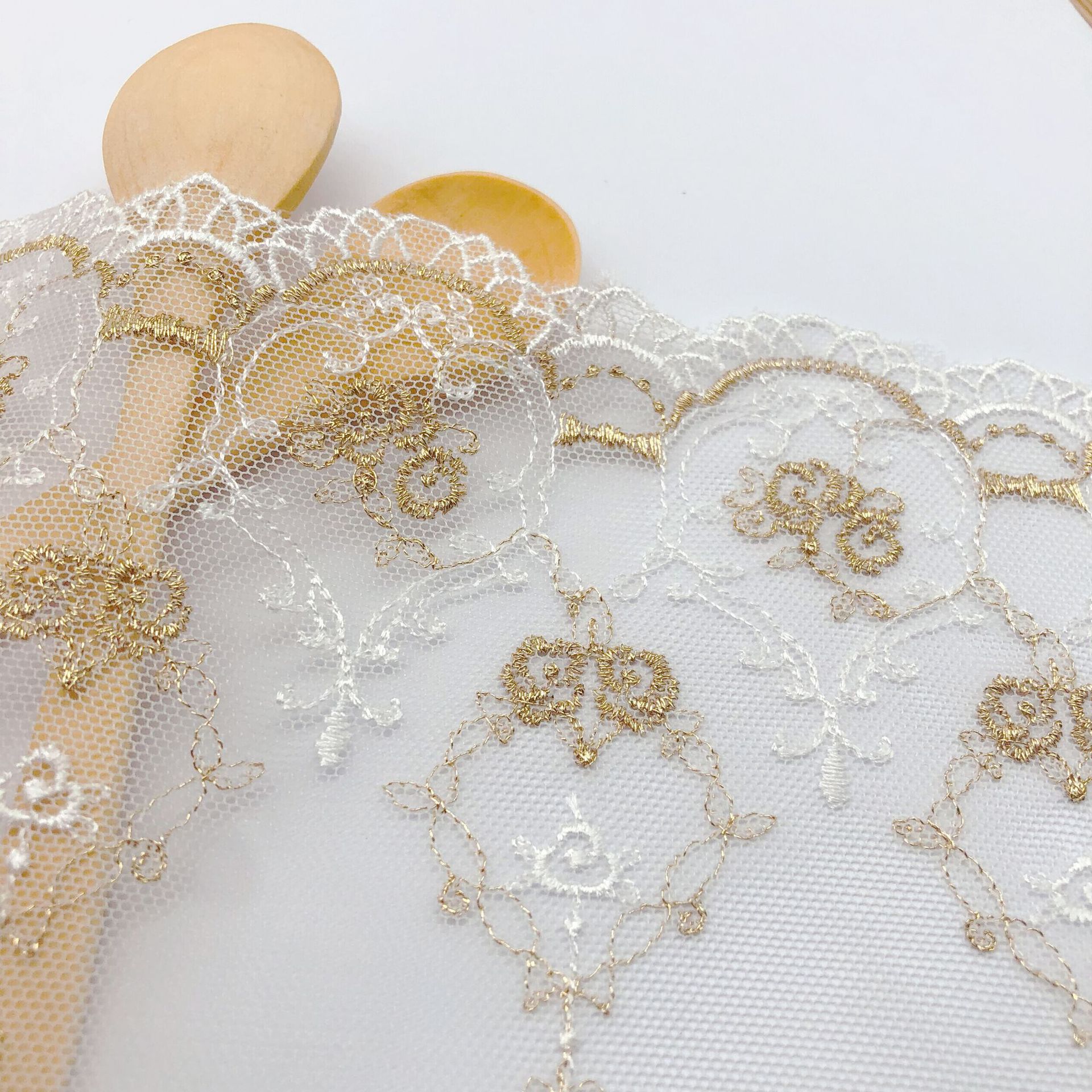 16.2CM Width Mesh Embroidery G - Embroidery Rose recensione e prezzo