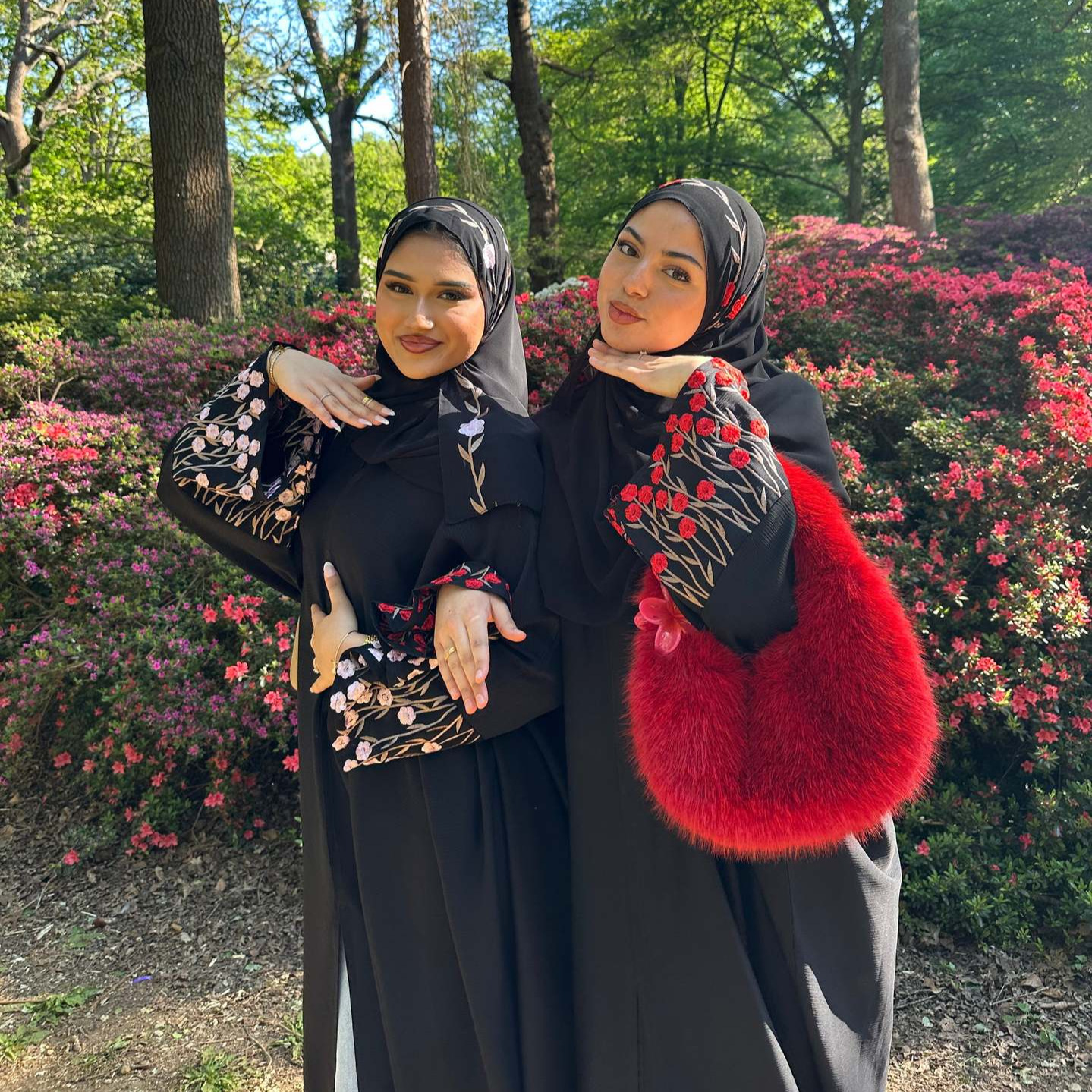 Open Abaya Dubai Embroidery Mu - Embroidery Kebaya recensione e prezzo