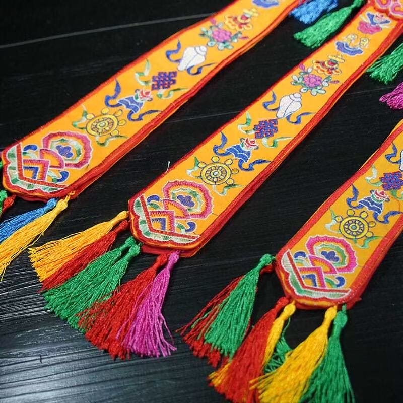 Nepal Handmade Eight Auspiciou - Embroidery Handicraft recensione e prezzo