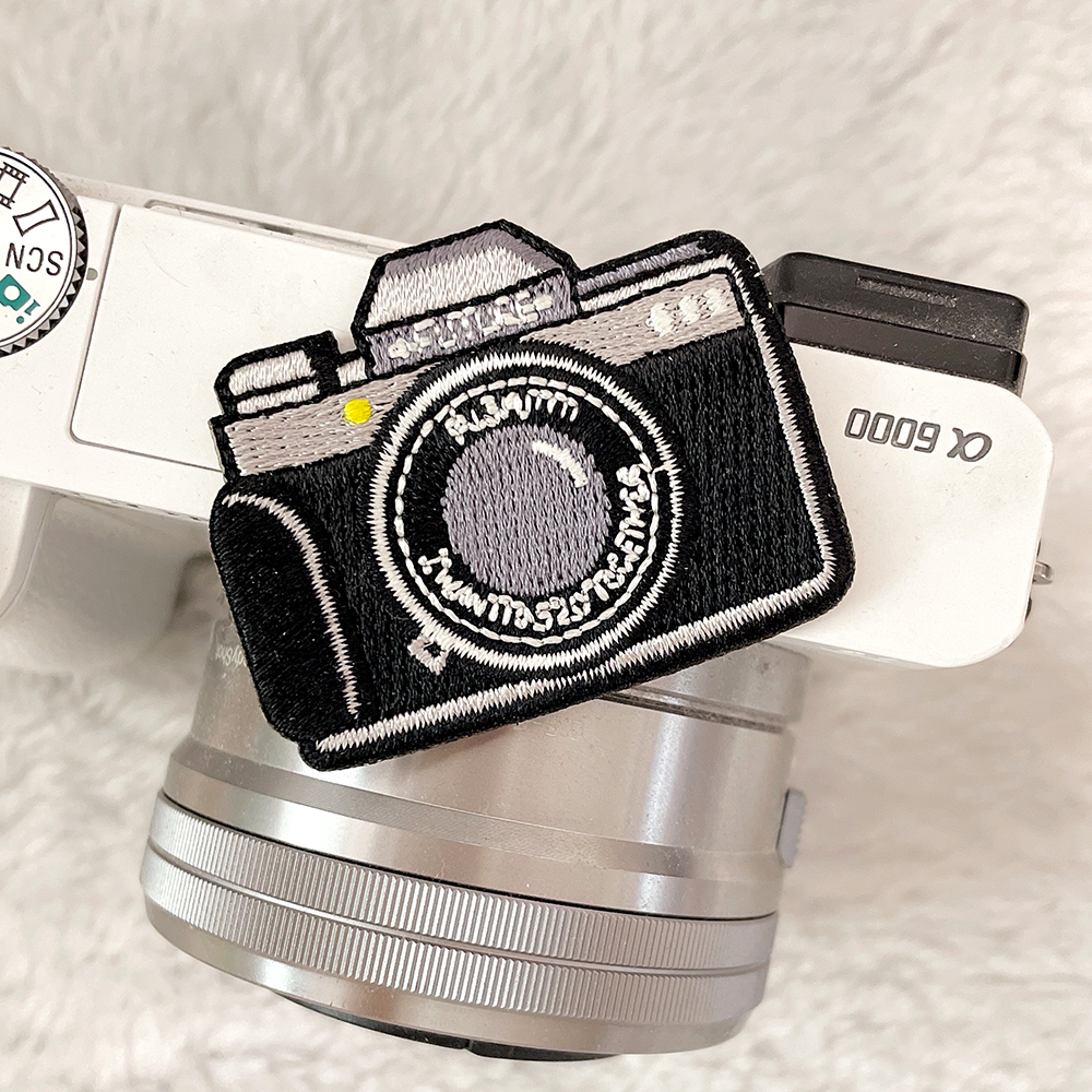 1 Piece Black Camera Embroider - Embroidery Fonts recensione e prezzo