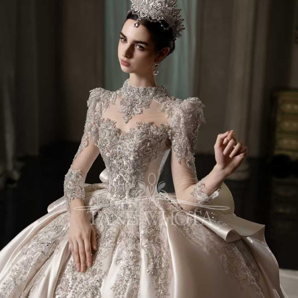 Luxury Rose Pink Sequined Ball - Embroidery Rose recensione e prezzo