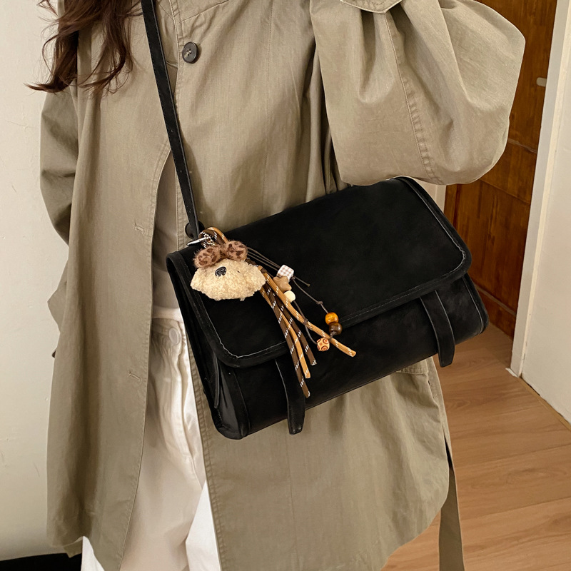New Versatile Texture Crossbod - Embroidery Keychain recensione e prezzo