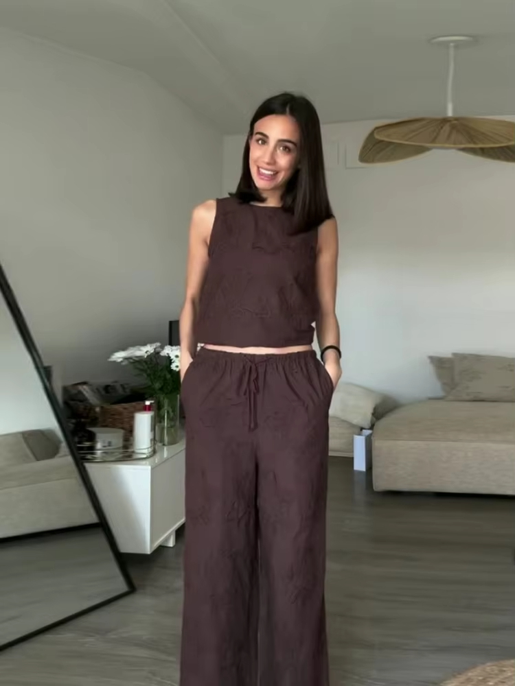 HH Women Solid Embroidery Pant - Embroidery Vest recensione e prezzo