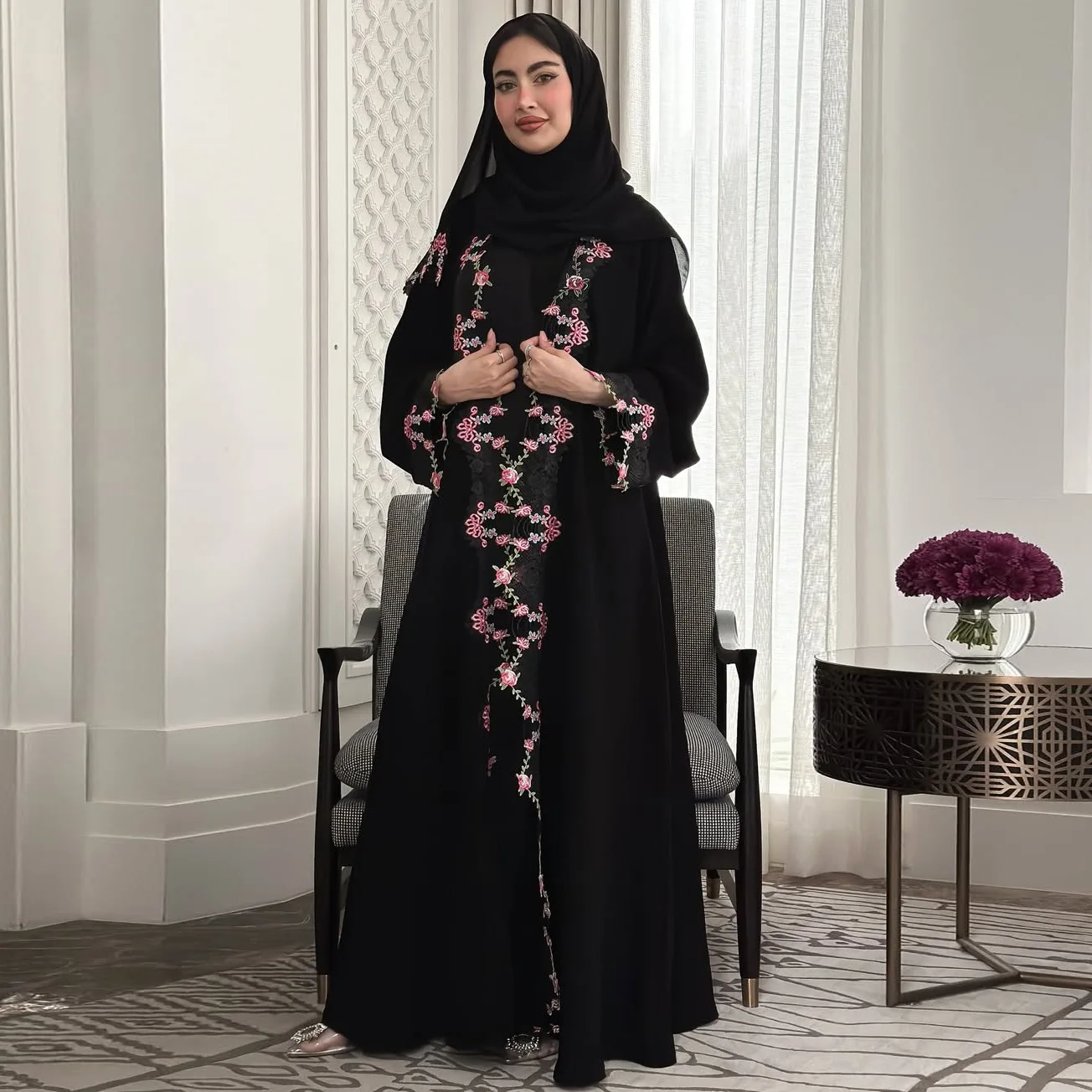 Black Embroidery Kimono Jalabi - Embroidery Kebaya recensione e prezzo