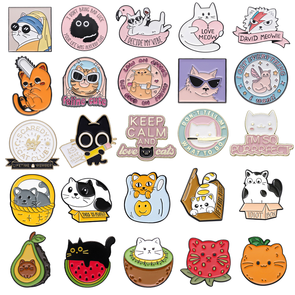 Cute Cat Brooch Cat Club Swan  - Embroidery Love recensione e prezzo