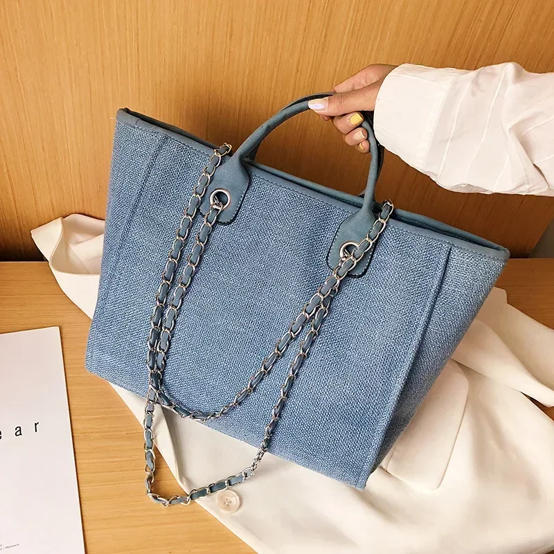 Fashion Make Up Designer Big W - Embroidery Keychain recensione e prezzo
