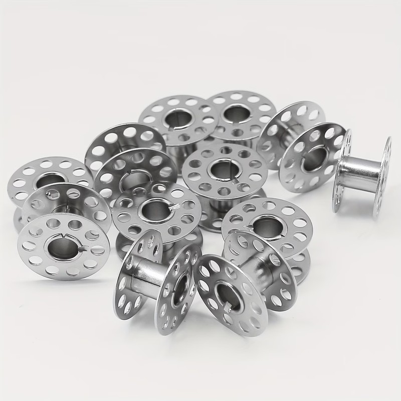 24Pcs Reusable Metal Bobbins,  - Embroidery And Quilting recensione e prezzo