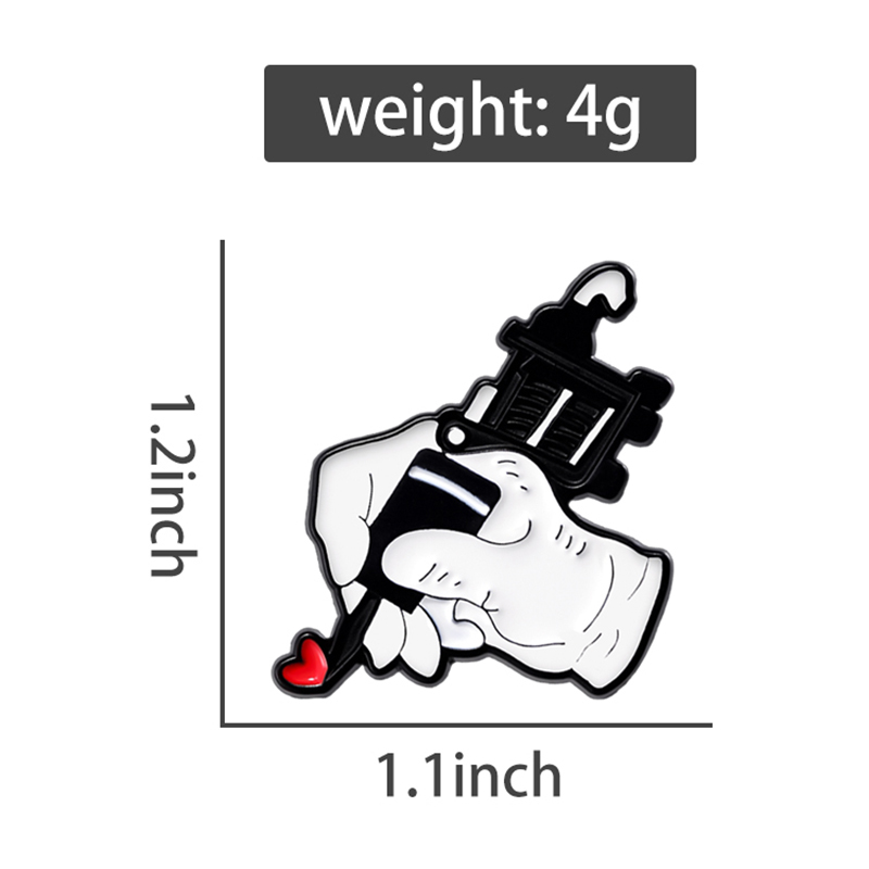 Love Heart Tattoo Enamel Pins  - Embroidery Love recensione e prezzo