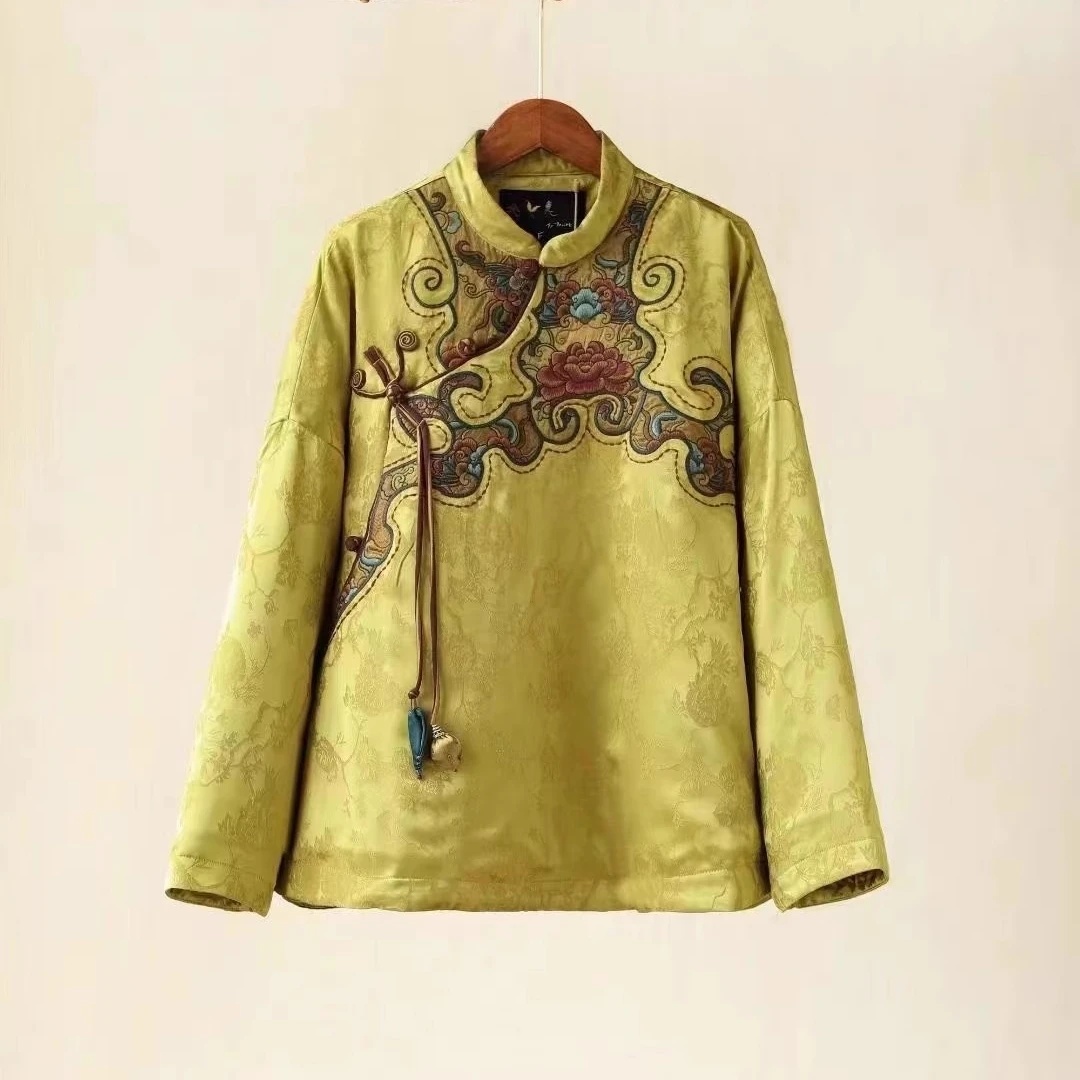Women's winter short coats Nat - Embroidery Yellow recensione e prezzo