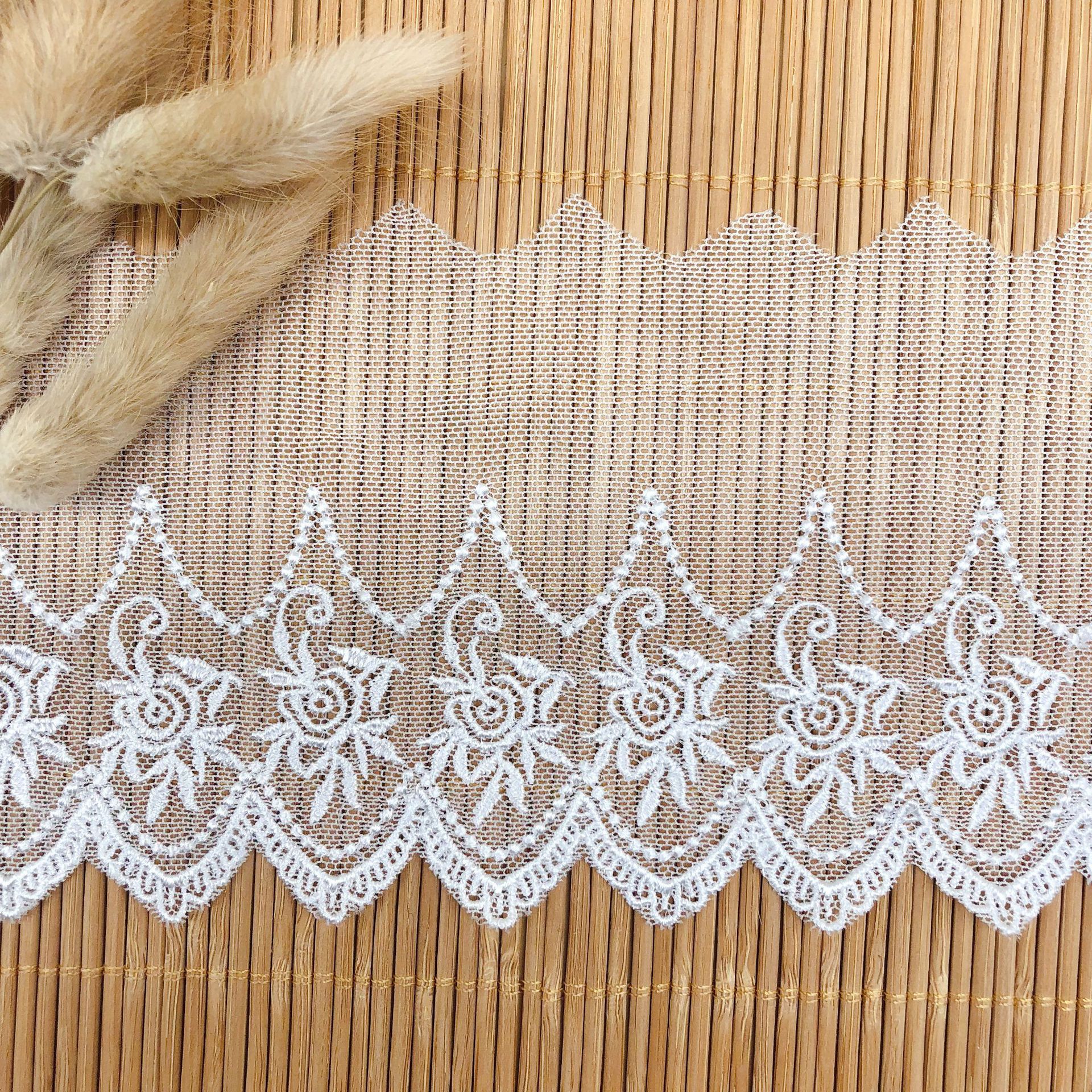 Mesh Embroidery Rose Tulle Fab - Embroidery Rose recensione e prezzo