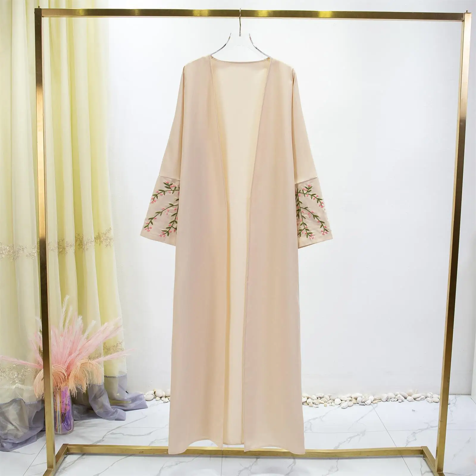 Ramadan Dubai Open Abaya Women - Embroidery Kebaya recensione e prezzo