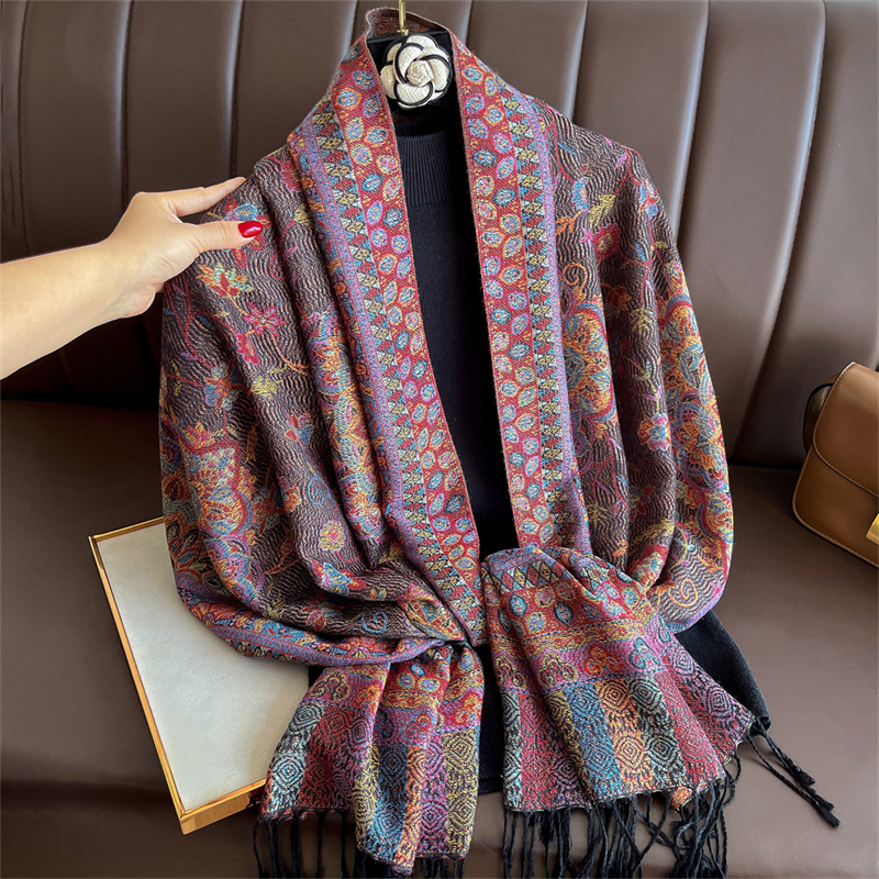 Luxury Embroidery Cashmere Win - Embroidery Hijab recensione e prezzo