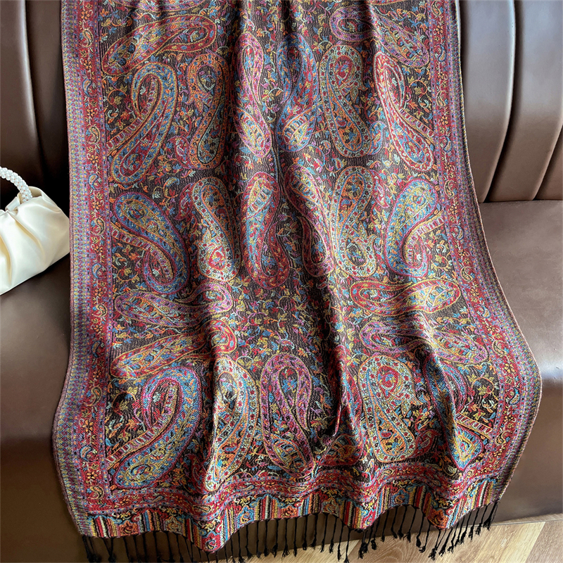 Luxury Embroidery Cashmere Win - Embroidery Hijab recensione e prezzo