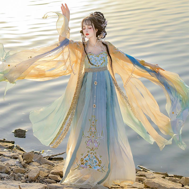 Chinese Hanfu Dress Women Trad - Embroidery Yellow recensione e prezzo