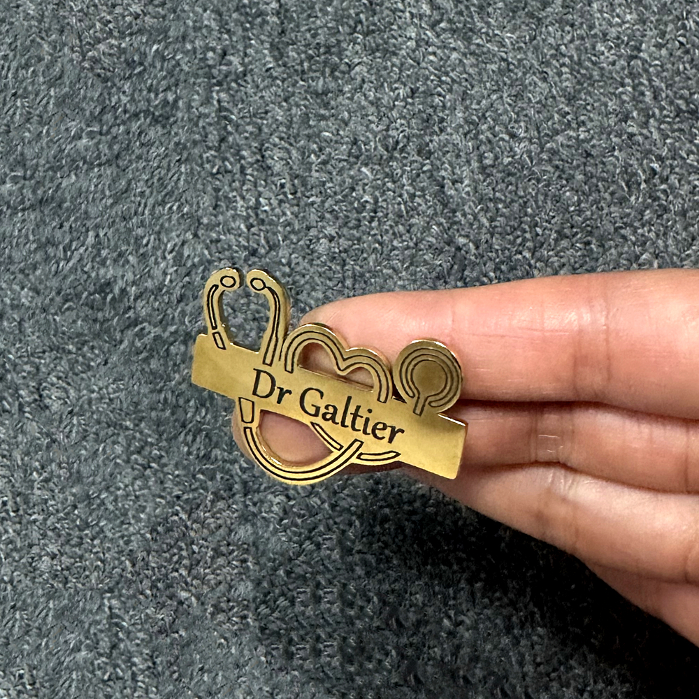 Custom Healthcare Worker Docto - Embroidery Name recensione e prezzo